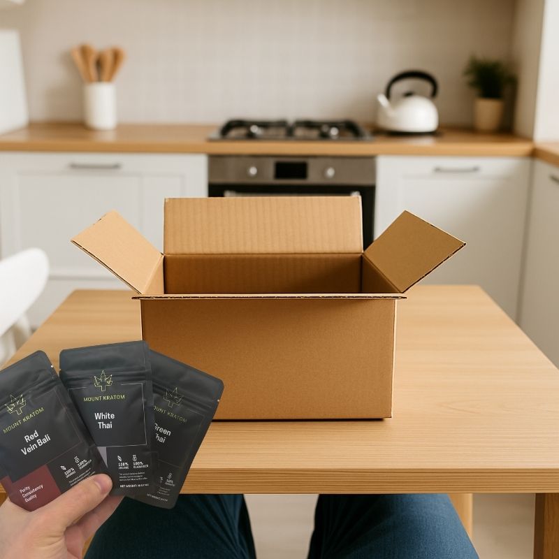 Customer received their order and is holding their 3 free samples of kratom